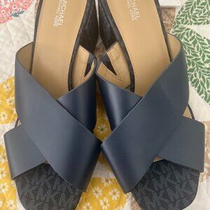 MICHAEL KORS SANDALS